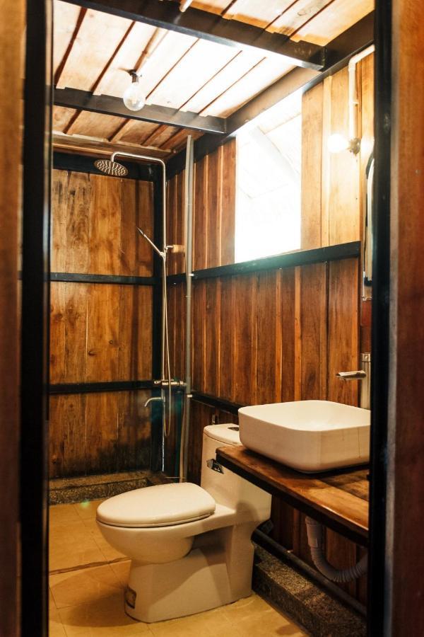 Villa Dao Hoa Vang Cam Ranh - Venuestay المظهر الخارجي الصورة